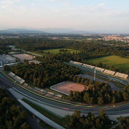 Hotel La Beola E Il Noce Monza Exterior foto